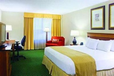 фото отеля Doubletree Somerset Executive Meeting Center