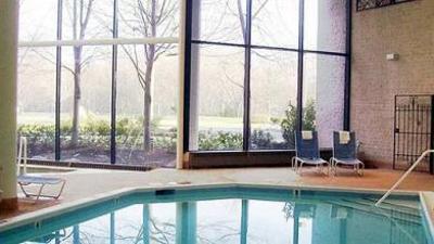 фото отеля Doubletree Somerset Executive Meeting Center