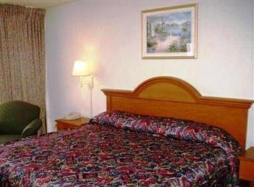 фото отеля Budgetel Inn & Suites Airport San Antonio