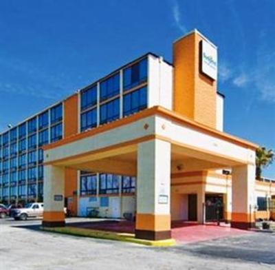 фото отеля Budgetel Inn & Suites Airport San Antonio