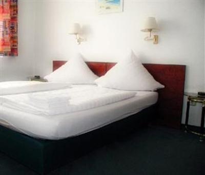 фото отеля Hotel Stern Stuttgart