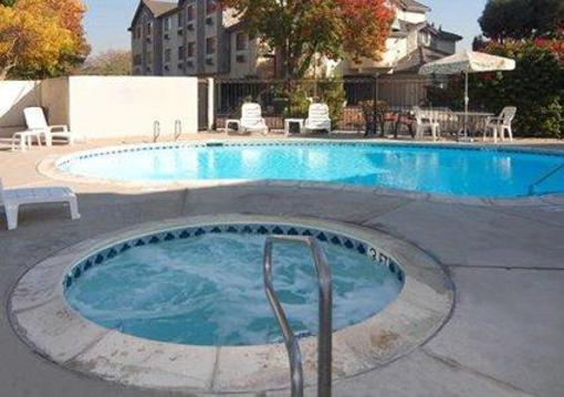 фото отеля Clarion Inn Silicon Valley