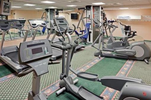 фото отеля Holiday Inn Long Island-Islip Airport