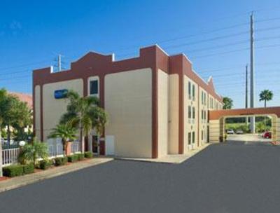 фото отеля Baymont Inn & Suites Universal Studios