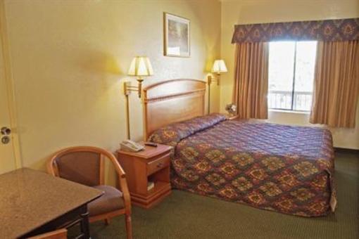 фото отеля Americas Best Value Inn & Suites Granada Hills