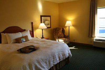 фото отеля Hampton Inn & Suites - New Orleans Convention Center