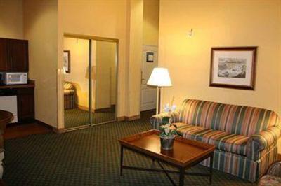 фото отеля Hampton Inn & Suites - New Orleans Convention Center