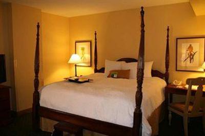 фото отеля Hampton Inn & Suites - New Orleans Convention Center