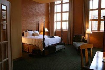фото отеля Hampton Inn & Suites - New Orleans Convention Center