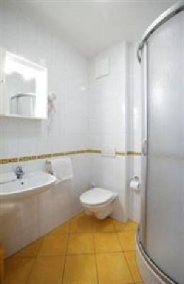 фото отеля Hotel Avion Prague