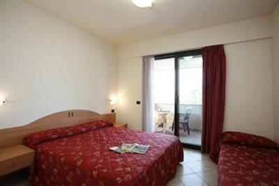 фото отеля Hotel Cristal Sirmione