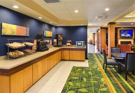 фото отеля Fairfield Inn & Suites Emporia (Virginia)