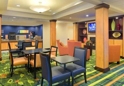 фото отеля Fairfield Inn & Suites Emporia (Virginia)