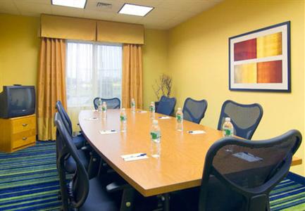 фото отеля Fairfield Inn & Suites Emporia (Virginia)