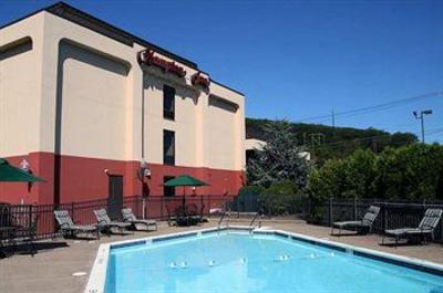 фото отеля Hampton Inn Hazleton