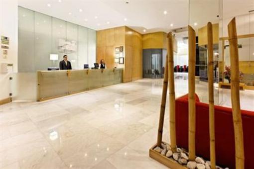 фото отеля Holiday Inn Express Hotel & Suites at the WTC