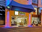 фото отеля Holiday Inn Express Hotel & Suites at the WTC