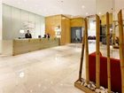 фото отеля Holiday Inn Express Hotel & Suites at the WTC