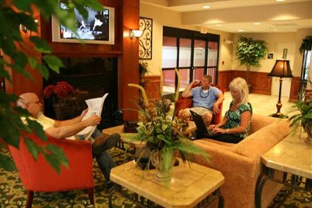 фото отеля Hampton Inn Emporia