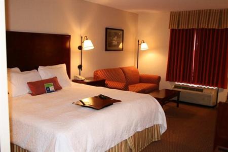фото отеля Hampton Inn Emporia