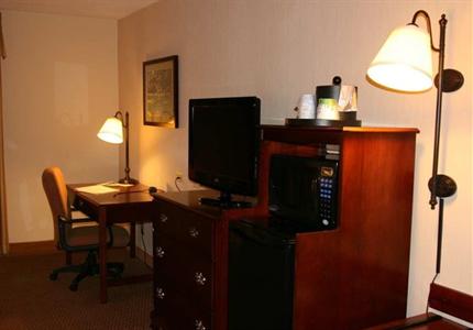 фото отеля Hampton Inn Emporia