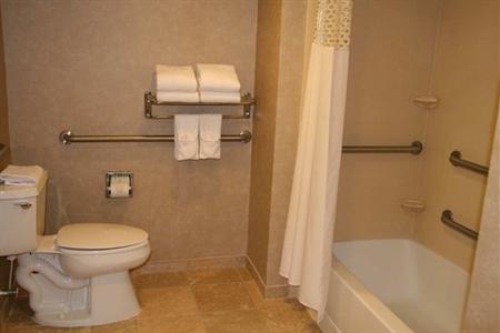 фото отеля Hampton Inn Emporia