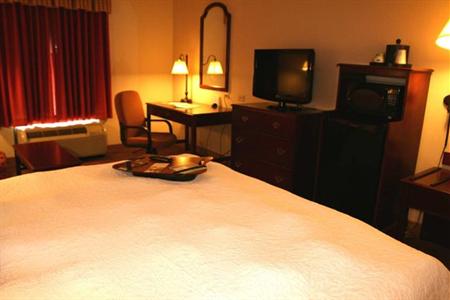 фото отеля Hampton Inn Emporia