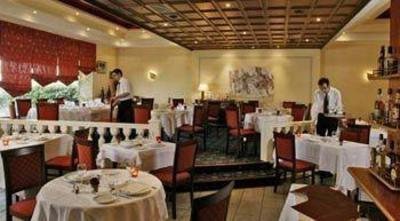 фото отеля Grand Hotel D'Orleans Albi