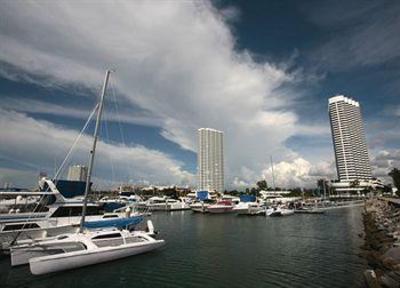 фото отеля Ocean Marina Yacht Club Hotel Sattahip