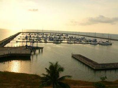 фото отеля Ocean Marina Yacht Club Hotel Sattahip