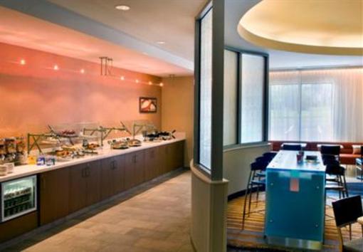 фото отеля SpringHill Suites Syracuse Carrier Circle