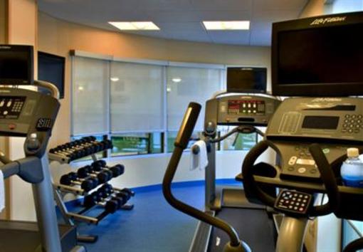 фото отеля SpringHill Suites Syracuse Carrier Circle
