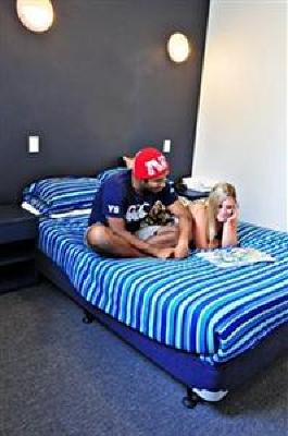 фото отеля Nomads Capital Hostel Wellington