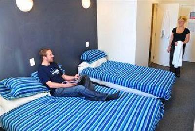 фото отеля Nomads Capital Hostel Wellington
