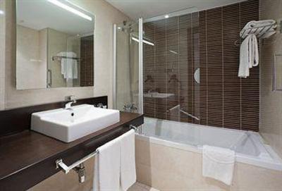 фото отеля Confortel Auditori Hotel Barcelona