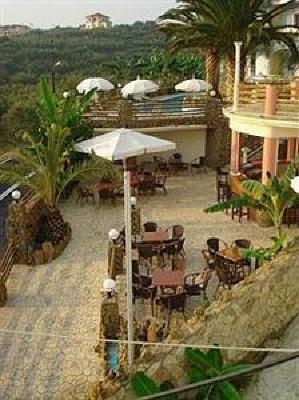 фото отеля Zante Calinica Apart Hotel