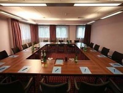 фото отеля DoubleTree by Hilton London Heathrow