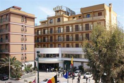 фото отеля Hotel Kennedy Sant'Alessio Siculo