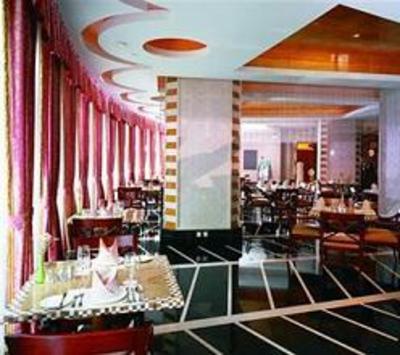 фото отеля Royal Mediterranean Hotel