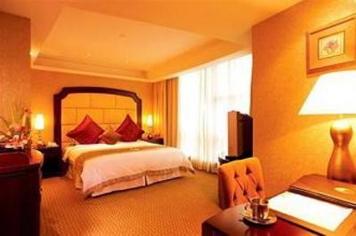 фото отеля Royal Mediterranean Hotel