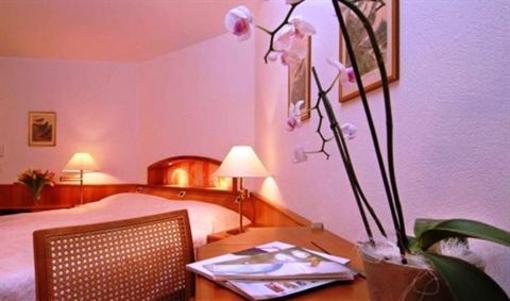 фото отеля Chalet Belmont im Waldhaus Flims Mountain Resort & Spa