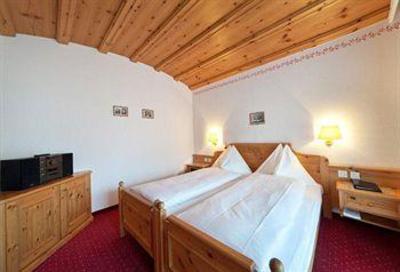 фото отеля Waldhotel National