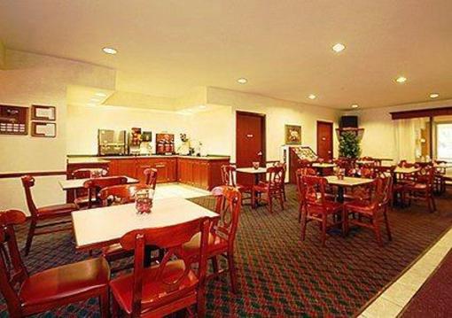 фото отеля Comfort Suites Ramsey
