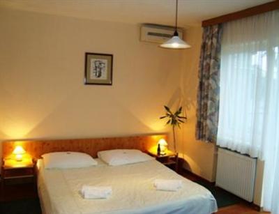 фото отеля Hotel Restaurant Žganjer Karlovac