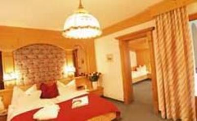 фото отеля Hotel Almhof Hochfugen