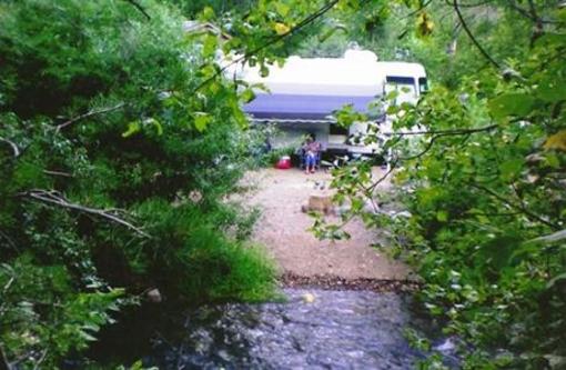 фото отеля Along the River RV Park Campgrounds and Cabins