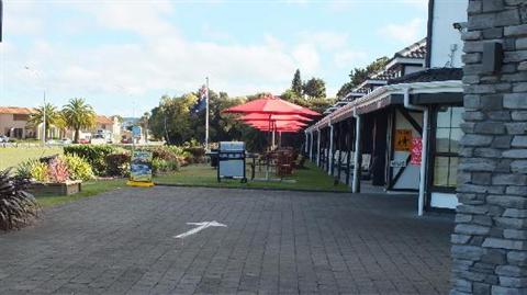 фото отеля Chelmswood Motel Taupo