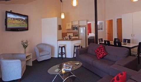 фото отеля Chelmswood Motel Taupo
