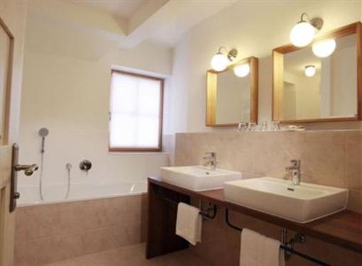 фото отеля Hotel Gasthof Fahrnberger