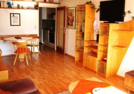 фото отеля Appartement Hansel und Gretel am Ossiachersee